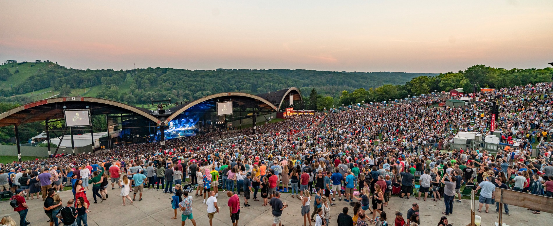 Alpine Valley Music Theatre Wisconsin Event Venues Live Nation