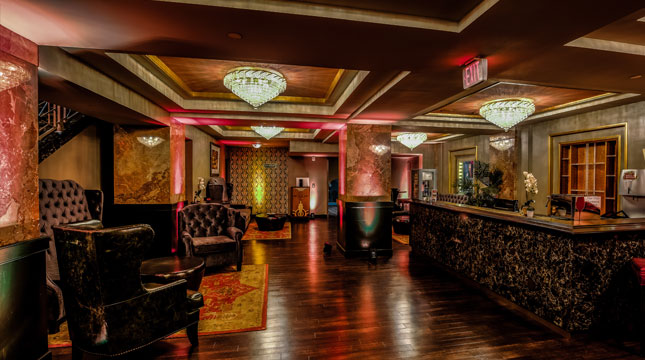 Warner Theatre Gallery Image